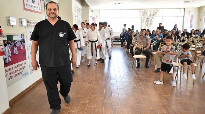 Recibe Título de Grado de “Maestría Internacional en Dirección y Gestión de Entidades Deportivas”